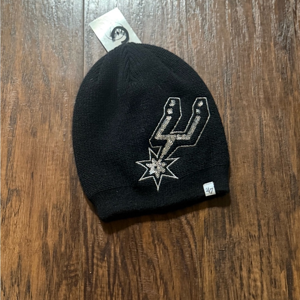 Black Beanie with Silver Spurs Logo
